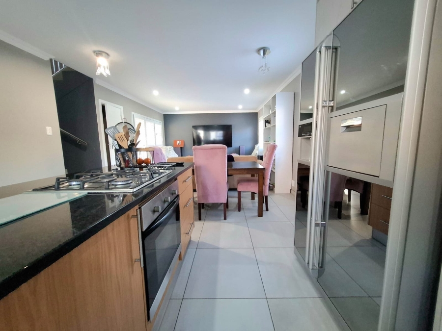 3 Bedroom Property for Sale in Nahoon Valley Park Eastern Cape